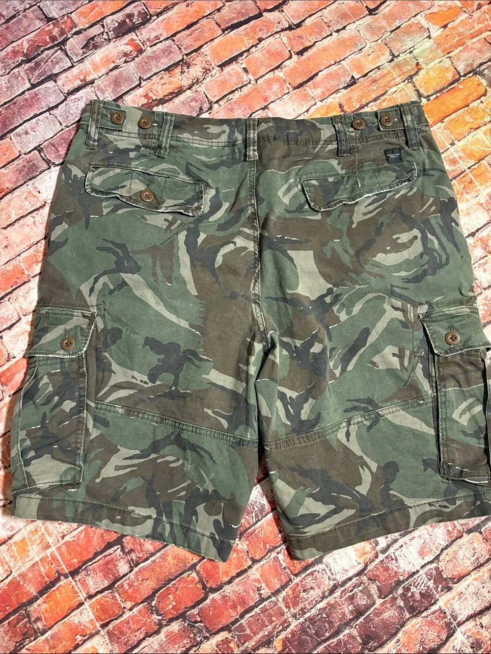 American Eagle Cargo Camo Shorts Size 38